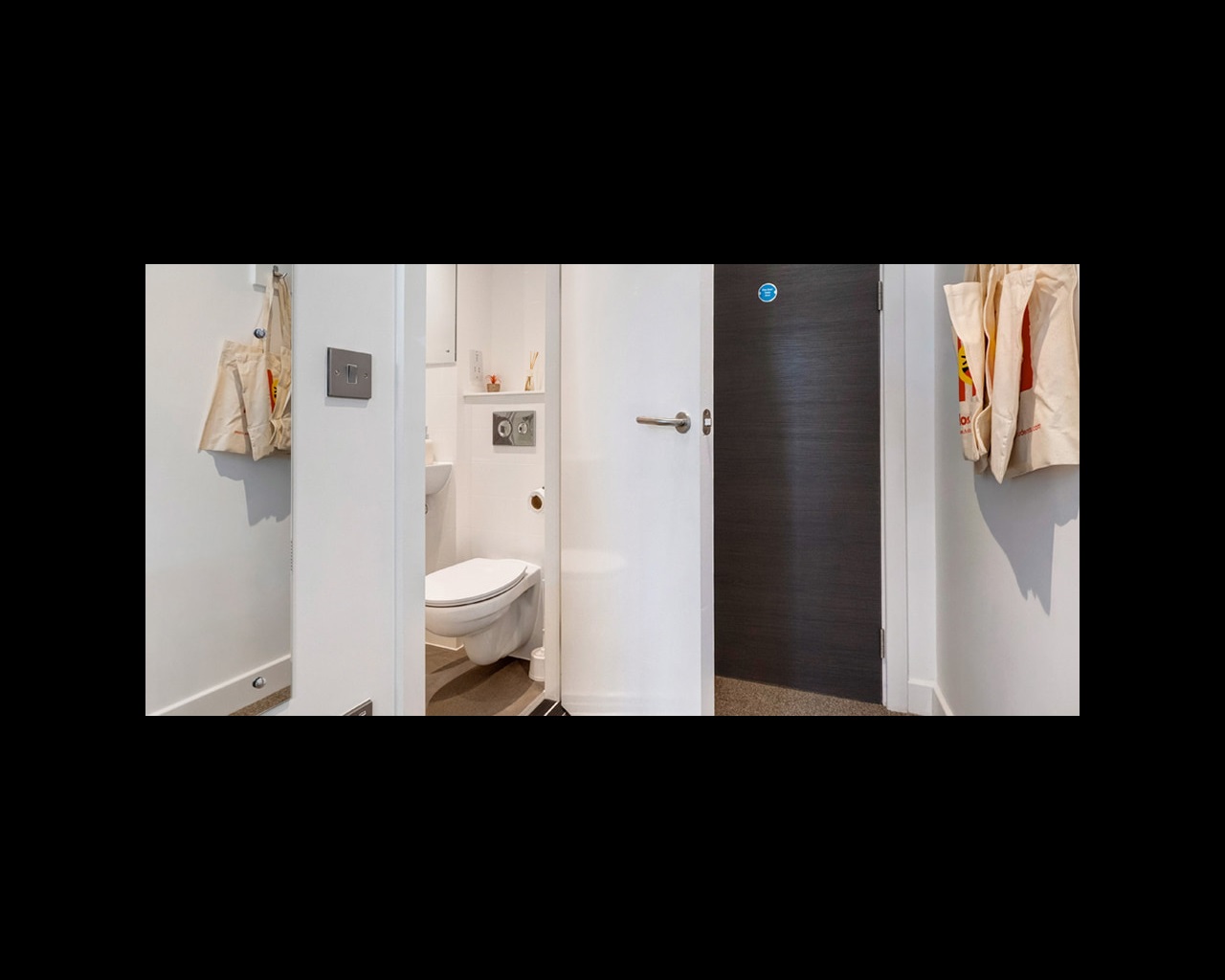HOST Gold studio accommodation ensuite
