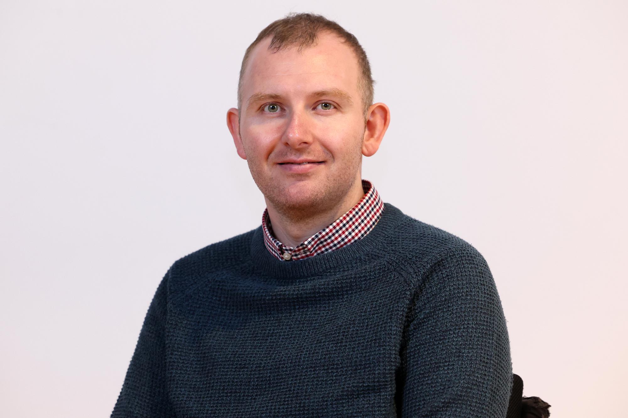 Dr Scott Steele